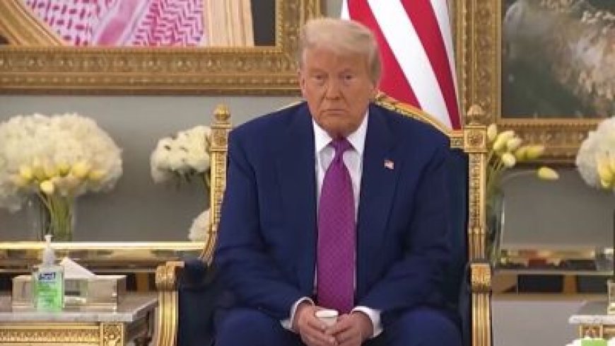الجميع شربها ماعدا هو .. ماهو سبب عدم تناول ترامب للقهوة السعودية؟!