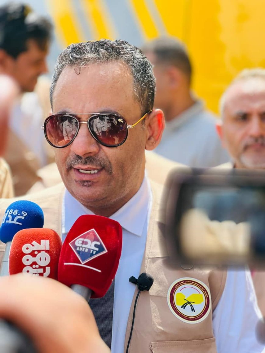 عدن: رئيس هيئة النقل يدشن تفويج أولى رحلات حجاج بلادنا إلى الاراضي المقدسة