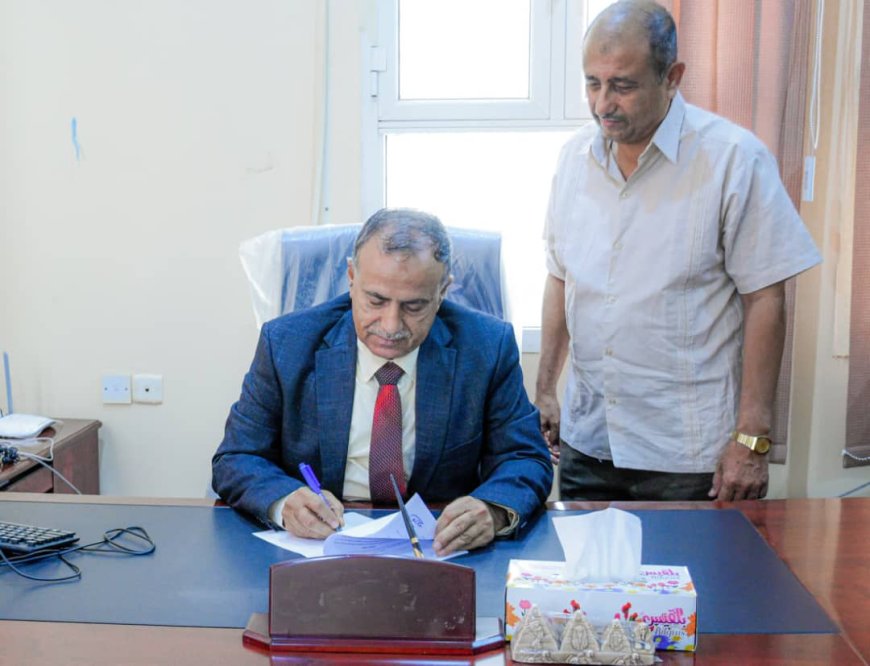 جامعة عدن توقع اتفاقية تعاون مع جامعة دهوك ومذكرة تفاهم مع جامعة الخليل