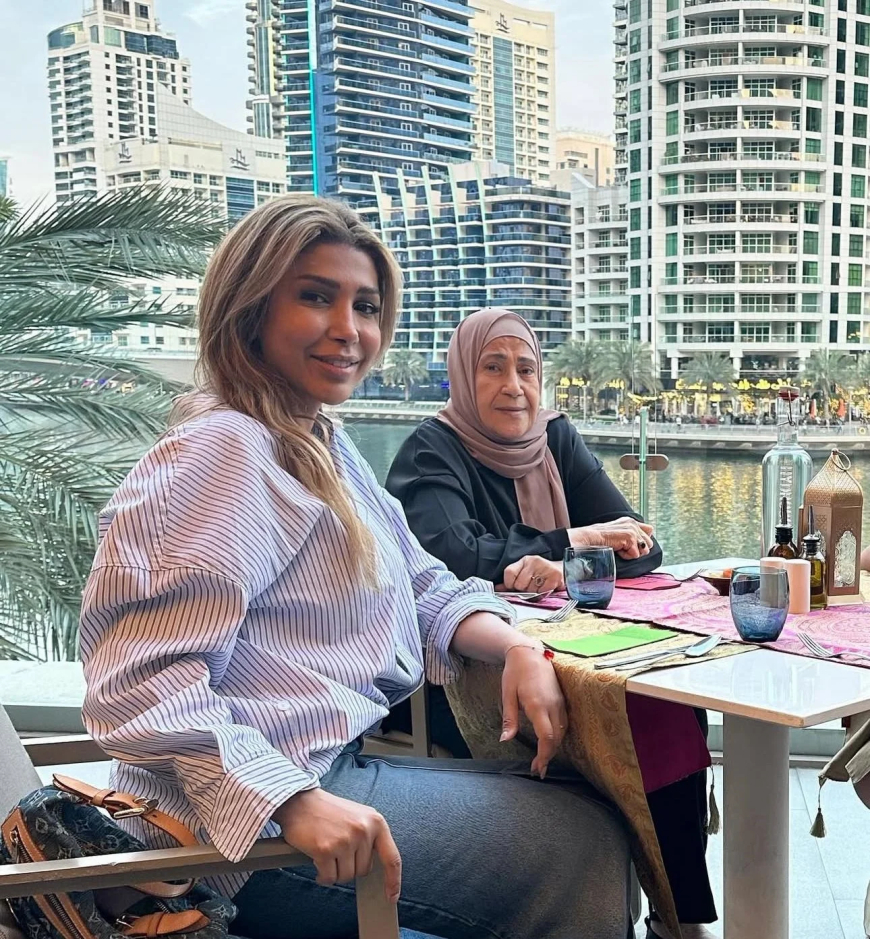 وفاة والدة الفنانة اروى بعد صراع مع المرض