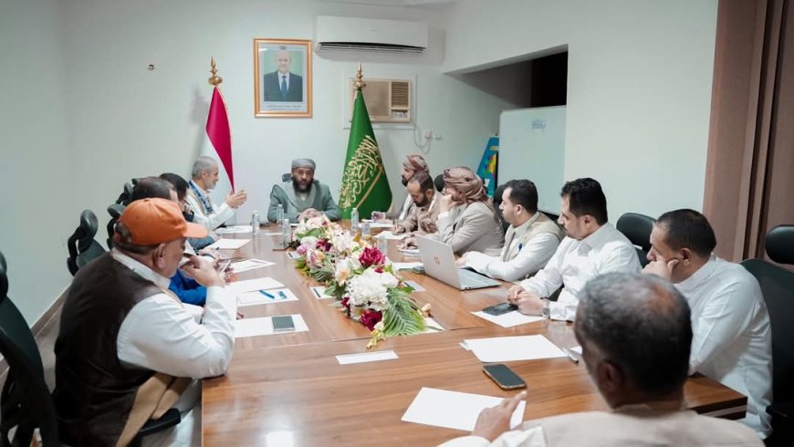 وزير الأوقاف والإرشاد يترأس اجتماعاً للجنة العليا للحج بمكة المكرمة