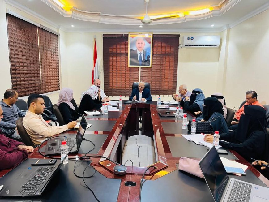 الوزير الشرجبي يفتتح ورشة عمل تنسيقية لمناقشة تطوير قطاع المياه في عدن