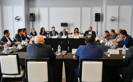 مسؤول حكومي: مفاوضات الأسرى مع الحوثيين توقفت لرفضهم التعامل مع قاعدة "الكل مقابل الكل"