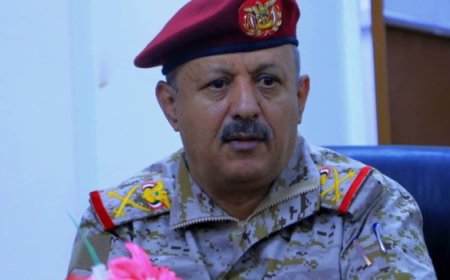 اللواء الركن صالح الجعيملاني يهنئ القيادة السياسية والعسكرية ‏بحلول عيد الأضحى المبارك 