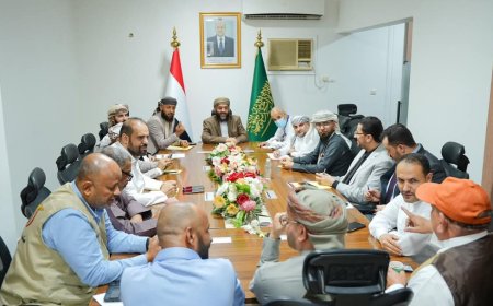 وزير الأوقاف يترأس اجتماع اللجنة العليا للحج لتقييم موسم 1446هـ