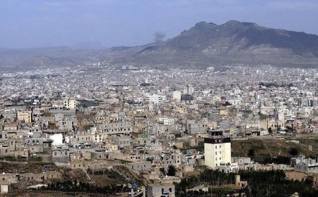 طيران حربي يحلق في سماء صنعاء