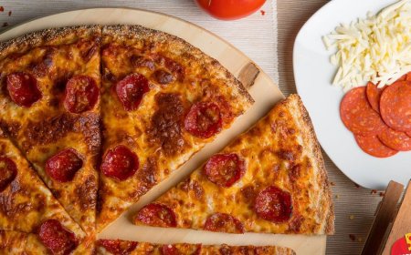 متتبعي طلبات البيتزا في واشنطن توقعوا حدوث الهجمات الإسرائيلية على إيران قبل حدوثها !