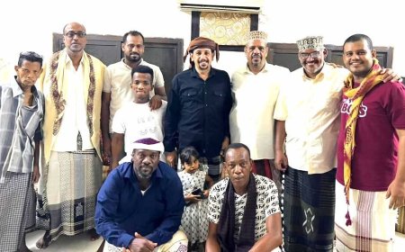 فرقة البندر للمسرح تزور النجم و المخرج زيدون العبيدي للأطمئنان على حالته الصحية