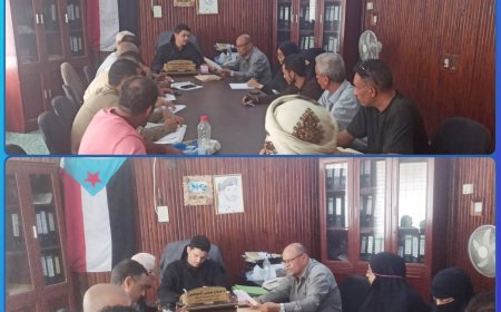 برئاسة "د. الشوبجي" وبكلفة بلغت أكثر من نصف مليار..سلطة البريقة بعدن تفتح مظاريف ( 5 ) مناقصات لتنفيذ أعمال ضمن مشاريع 2025م