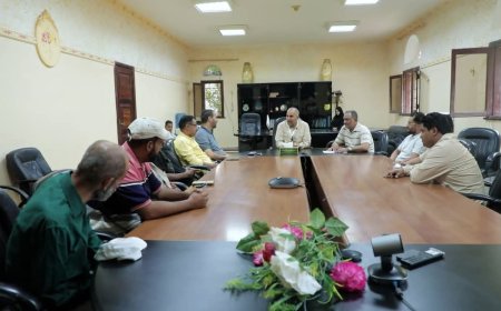 خلية الأعمال الإنسانية تبدأ التحضيرات الفنية لتنفيذ مشروع الطاقة الشمسية بجامعة تعز