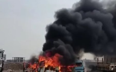 كارثة نارية في عدن.. احتراق مركبتين غازيتين يثير الذعر بين السكان!