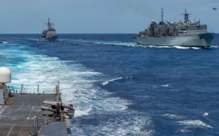 السفن و الناقلات تغير من مسارها.. ماذا يحدث عند مضيق هرمز ؟