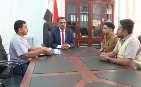 الأمين العام لمحلي حضرموت يرعى توقيع عقد تسوير وتخديم المعهد الفني بالشحر