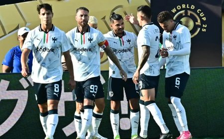 مونتيري يجتاح أوراوا ليصطدم بدورتموند