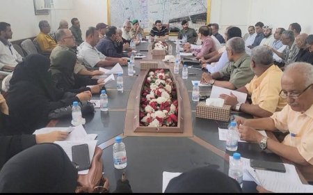 تنفيذي المنصورة يناقش أسباب أزمة الغاز وأعمال حملة فتح الشوارع ورفع المخلفات والسيارات المتهالكة بمنطقة الدرين