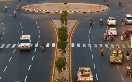 صورة من مدينة المخا تجتاح مواقع التواصل الاجتماعي وتجذب اهتمام اليمنيين.. ماذا قالوا؟
