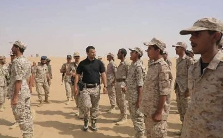 العميد عبدربه لعكب يتفقد لواء الاحتياط ويؤكد على رفع الجاهزية لمواجهة المليشيات الحوثية
