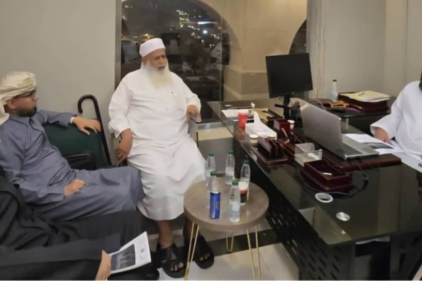 وزير الأوقاف يتفقد سير عمل بعثة الحج في المدينة المنورة