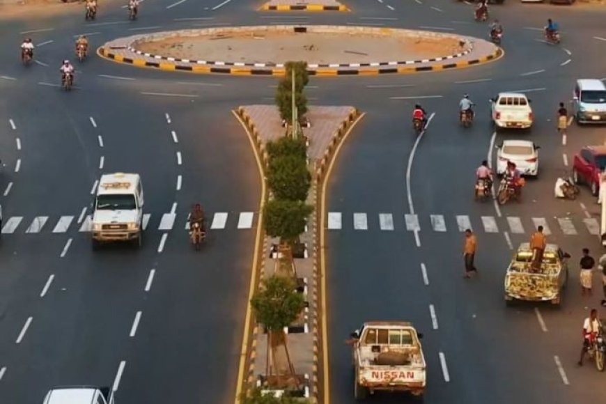 صورة من مدينة المخا تجتاح مواقع التواصل الاجتماعي وتجذب اهتمام اليمنيين.. ماذا قالوا؟