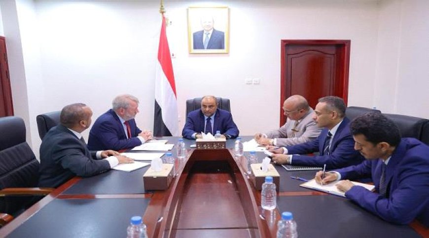 رئيس الوزراء يؤكد الحرص على تعزيز وتطوير الشراكة مع اليونيسيف