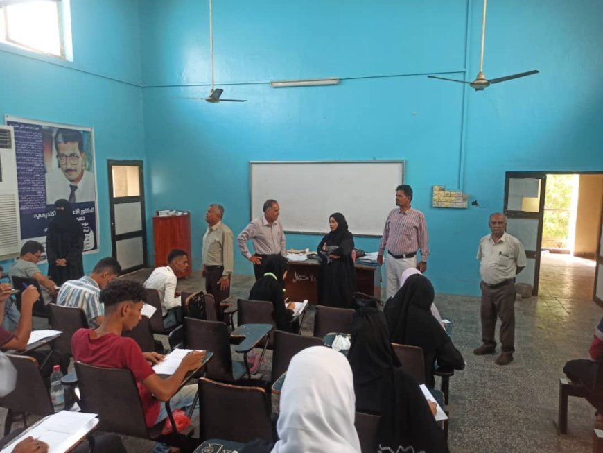 كلية الإعلام بجامعة عدن تدشن امتحانات الفصل الثاني وسط أجواء انضباطية وتنظيم محكم