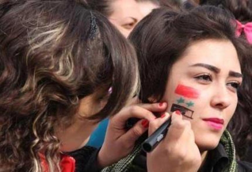 لاجئة سورية تنصب 30 ألف دولار على وزير يمني سابق خلال عشاء في تركيا!
