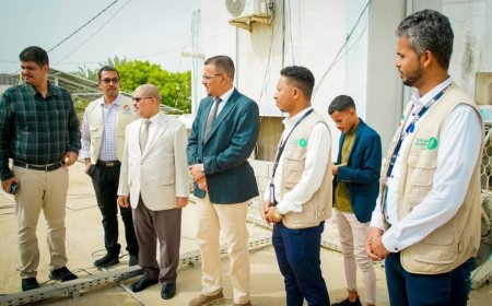 - بتمويل من العون المباشر الكويتية - الأمين العام لمحلي حضرموت يدشن مشاريع الطاقة الشمسية لثلاثة مراكز صحية بالمكلا