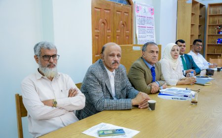 جامعة عدن تبحث تنسيق الجهود وتحديث البنية التحتية للكليات الطبية
