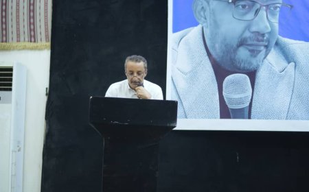 قيادات سياسية وفكرية تشيد بمناقب الحميري في عزاء مأرب: رمز وطني لا يُنسى