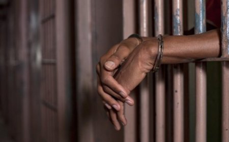 في بلد عربي .. زوج يقتلع عيني زوجته بأوامر من مشعوذ