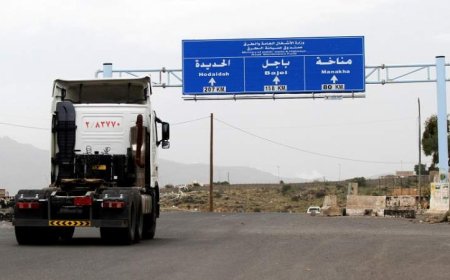 مواطن ينهي حياته تحت عجلات شاحنة بالحديدة