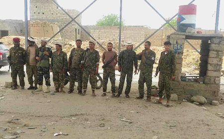 أفراد الحزام في لودر يعبرون عن رفضهم مغادرة المدينة لخوض دورة تدريبية ويطالبون بالدعم لتعزيز الأمن