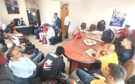 تدخل عاجل للمشمر ينهي أزمة مياه حي المسبح بتعز وتسليم بئر المنتزه لمؤسسة المياه