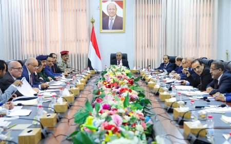 مجلس الوزراء يناقش تطورات الأوضاع الاقتصادية والمالية والخدمية والجهود المنسقة لإحباط مخططات مليشيا الحوثي