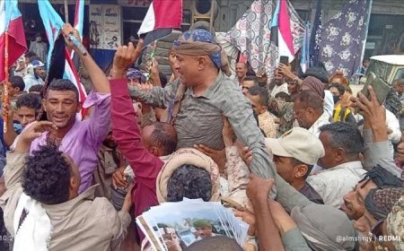  بعد غياب قاد تظاهرة حاشدة بالضالع.. القيادي الشنفرة يعود إلى الواجهة!