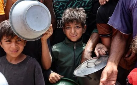 وفاة طفلة فلسطينية جوعاً.. والأونروا: إسرائيل تجوع مليون طفل بغزة