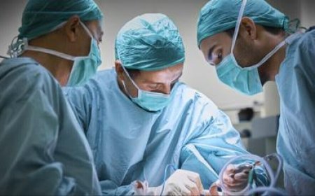 شاب يمني ينجو من عملية معقّدة في الهند  بعد استخراج رصاصة في جمجمته لها أكثر من 14 عاماً
