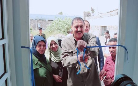مدير أمن العاصمة عدن يفتتح مبنى جمعية الشرطة النسائية