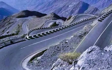 من يمتلك قرار فتح عقبة ثرة؟