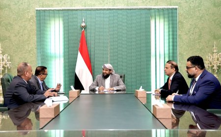 المحرّمي يطلع على أوضاع الخطوط الجوية اليمنية ويشدد على ضرورة النهوض بقطاع الطيران