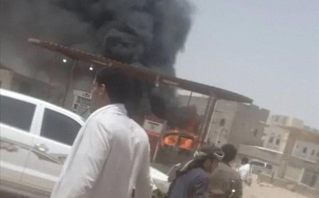 إصابة مواطنان بحريق نشب في حافلة نقل ركاب بمأرب