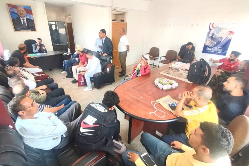 تدخل عاجل للمشمر ينهي أزمة مياه حي المسبح بتعز وتسليم بئر المنتزه لمؤسسة المياه