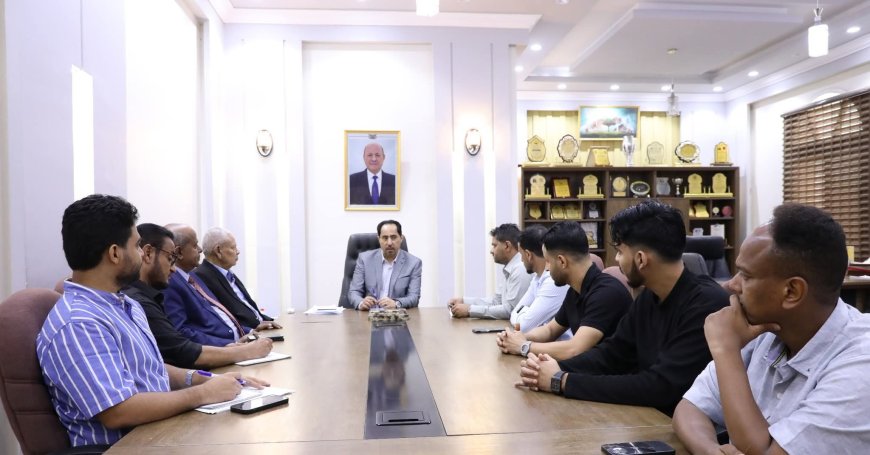 البكري يلتقي إدارة نادي وحدة عدن ويؤكد على وحدة العمل الرياضي
