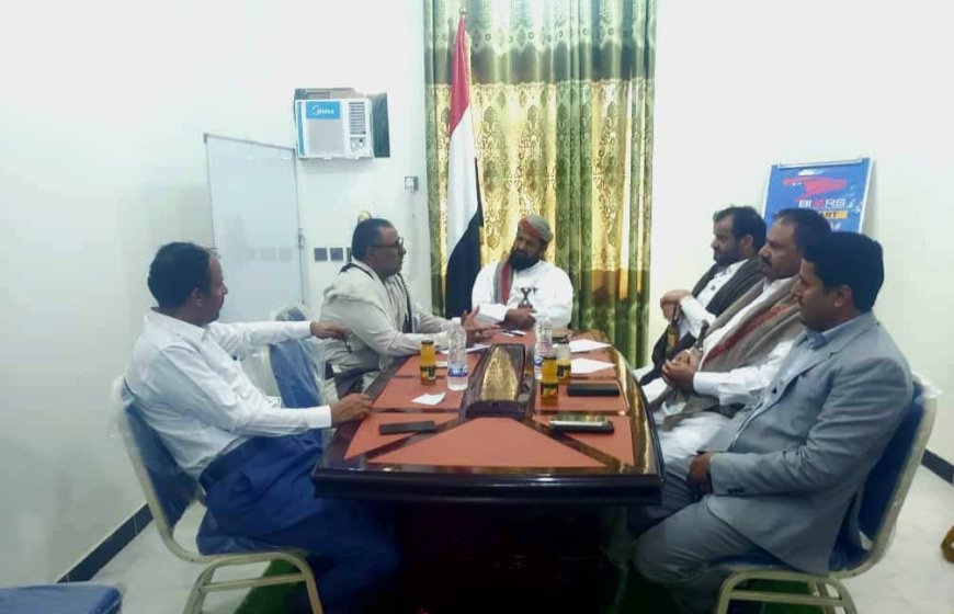 أحزاب مأرب تحمّل القيادة والحكومة مسؤولية الانهيار الاقتصادي وتطالب بتمثيل عادل وإنهاء التهميش