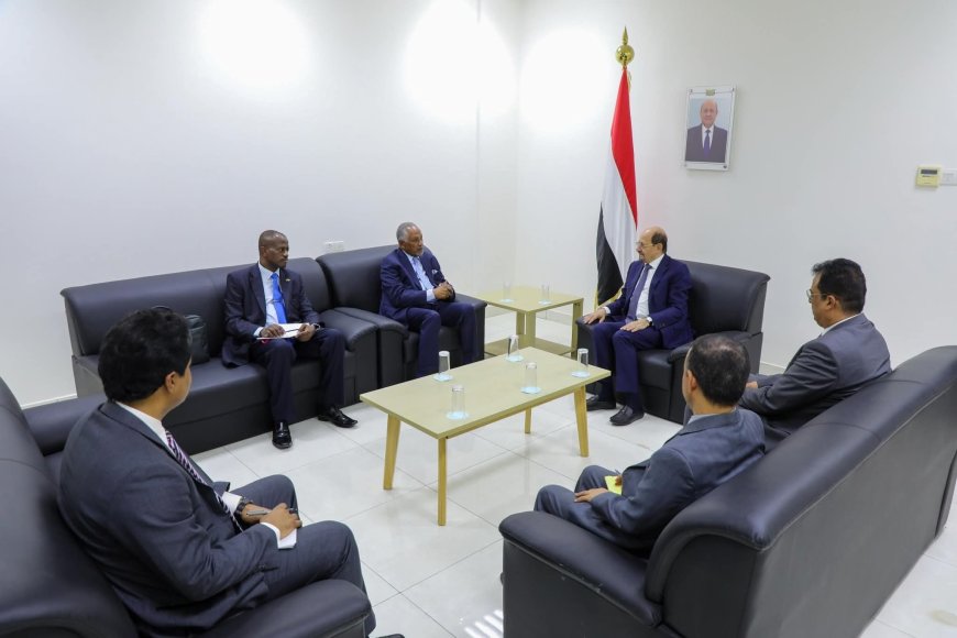 وزير الخارجية يبحث مع السفير السوداني تعزيز التعاون الثنائي