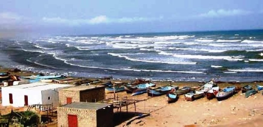 وفاة شاب غرقًا أثناء السباحة في بحر عتاب بالمهرة