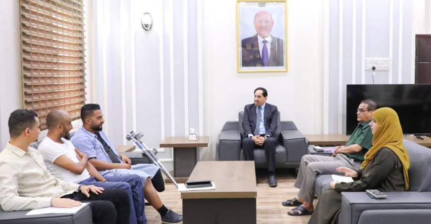 الوزير البكري يلتقي نائب رئيس الاتحاد العام لكرة القدم ل "ذوي البتر"