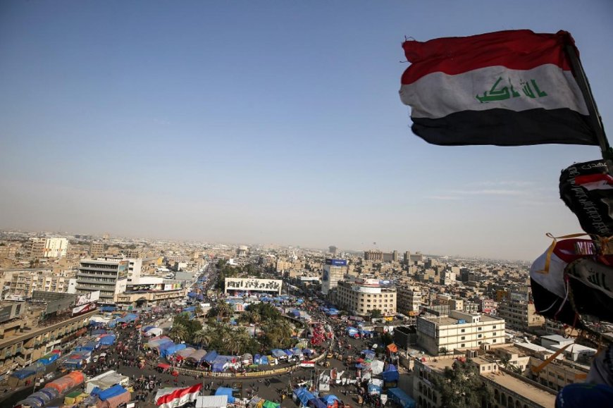 تعطل الدوام في عدة مدن عراقية .