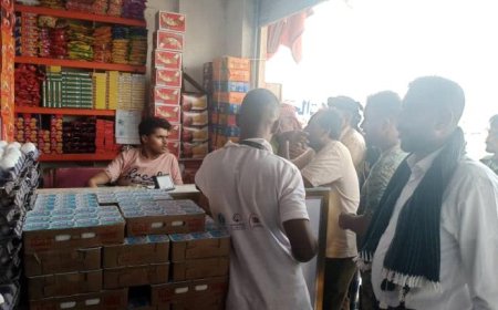 مدير عام خورمكسر يشرف على حملات رقابية واسعة لضبط الأسعار ويؤكد استمرارها بشكل يومي