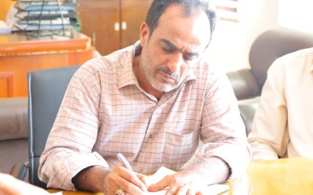 مدير عام خورمكسر يوجه بتنفيذ حملات رقابية على أسعار الأدوية تماشياً مع تعميم الهيئة العليا للأدوية